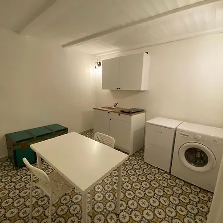 Fiori Catene Tra Le Torri *