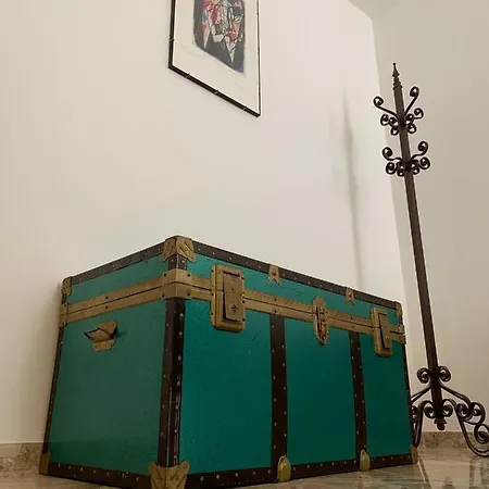 Fiori Catene Tra Le Torri *