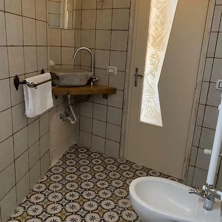 Fiori Catene Tra Le Torri 公寓