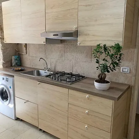 Fiori Catene Tra Le Torri