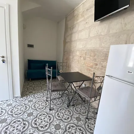 Daire Fiori Catene Tra Le Torri Conversano