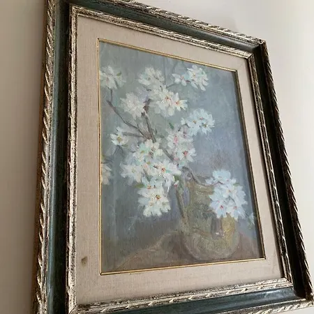 Daire Fiori Catene Tra Le Torri *