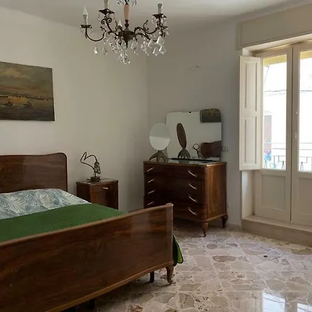 Fiori Catene Tra Le Torri Lägenhet *