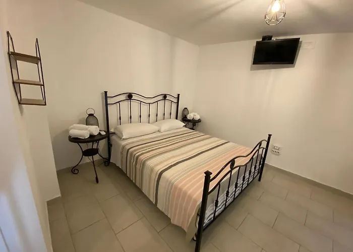 Fiori Catene Tra Le Torri Apartament *