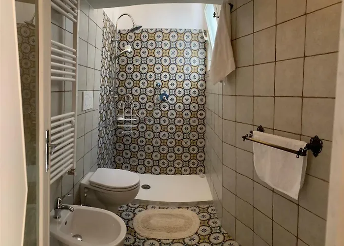 Fiori Catene Tra Le Torri Appartement