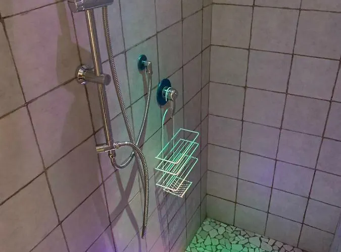 Apartament Fiori Catene Tra Le Torri